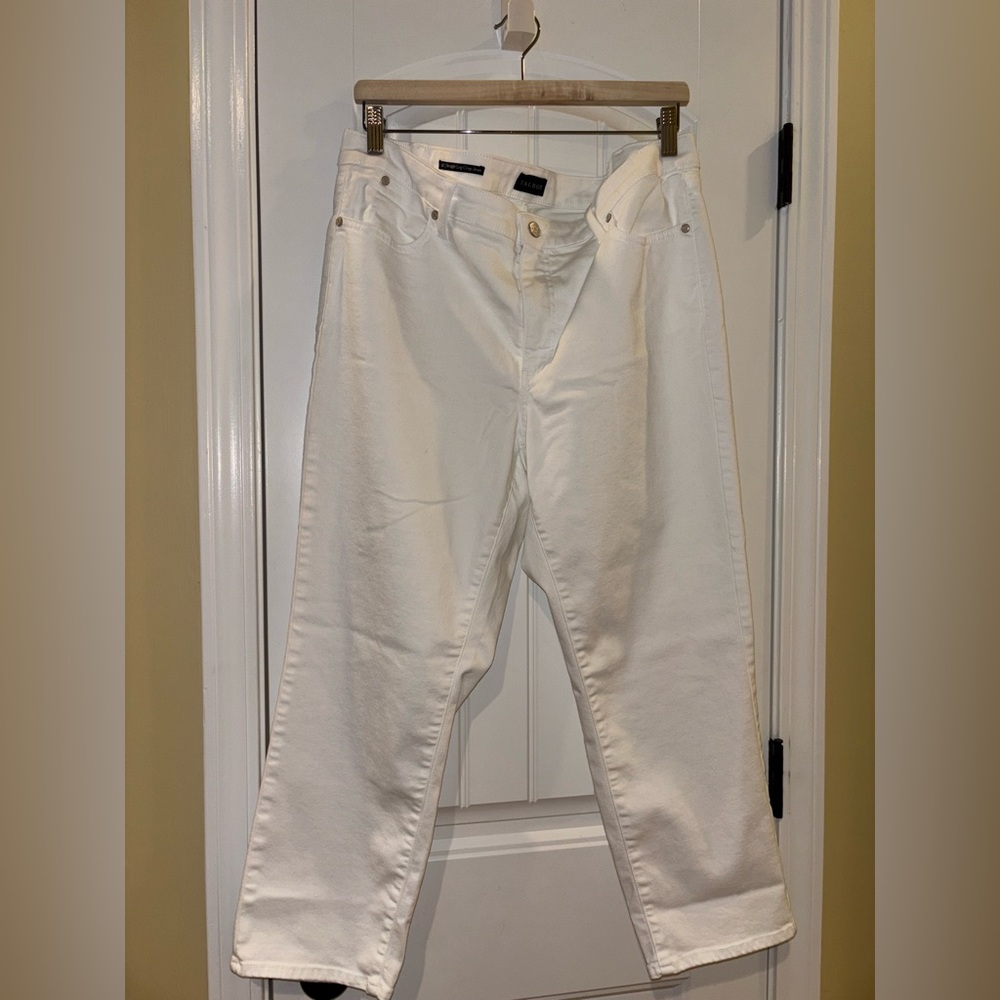 Talbots Ivory Straight Leg Crop Jeans